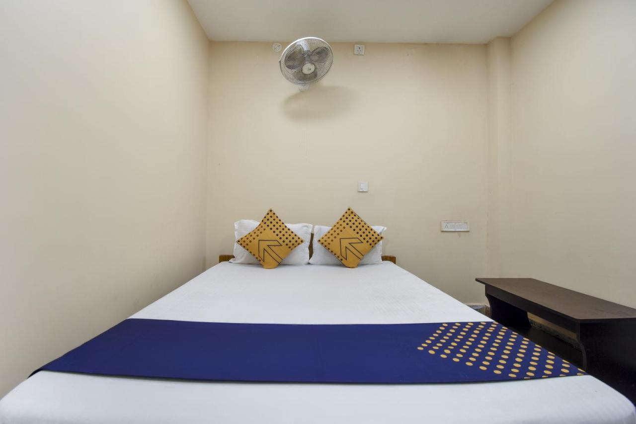 SPOT ON 76876 Harihar Hotel Jamshedpur Exterior foto