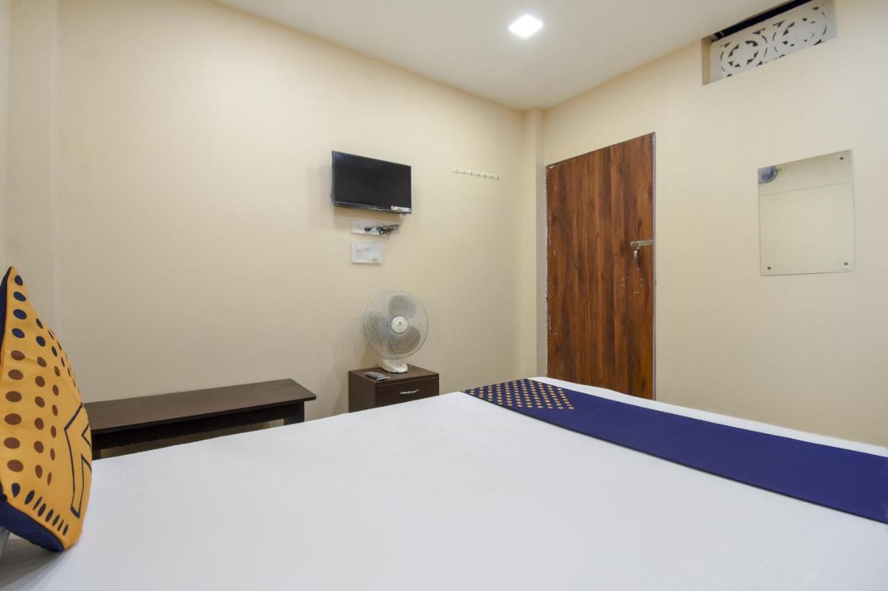 SPOT ON 76876 Harihar Hotel Jamshedpur Exterior foto