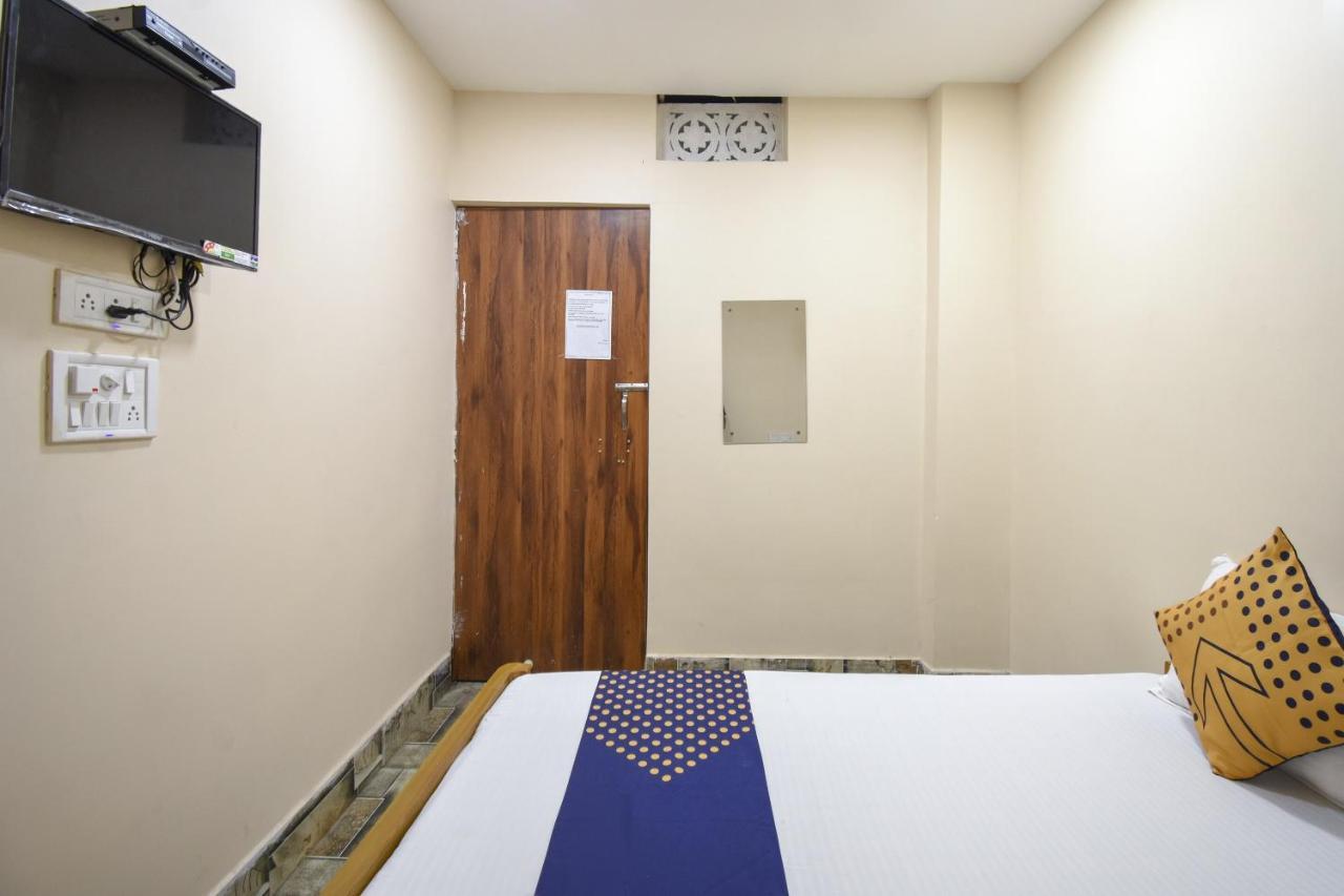 SPOT ON 76876 Harihar Hotel Jamshedpur Exterior foto